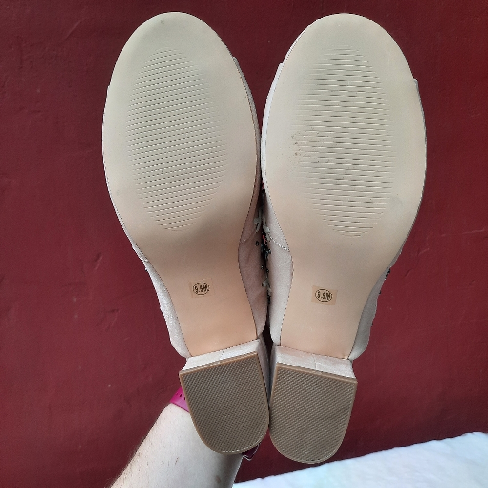 Coconuts Dream Big Studded Embroidered Chunky Mules Heels Spring Summer NEW - Picture 7 of 10